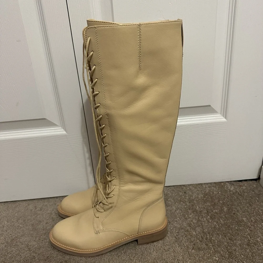 Sam Edelman Nance Leather Lace up Boots. Color: eggshell. Size: 6 - Picture 7 of 8